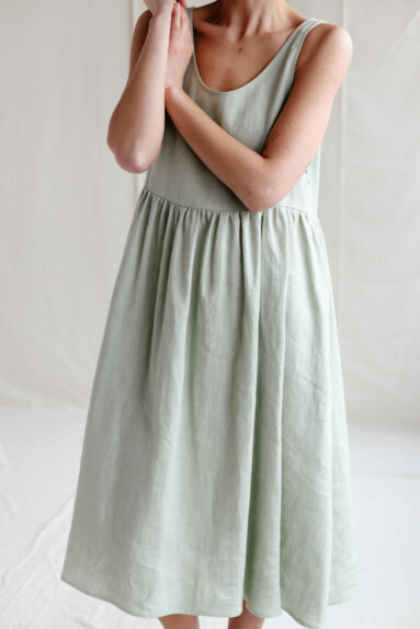Sleveless linen loose fitting dress | Dress | Sustainable clothing | ManInTheStudio