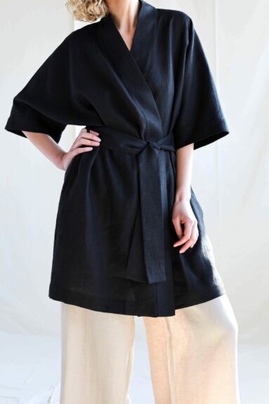 Linen kimono style robe | Bathrobes | Sustainable clothing | ManInTheStudio