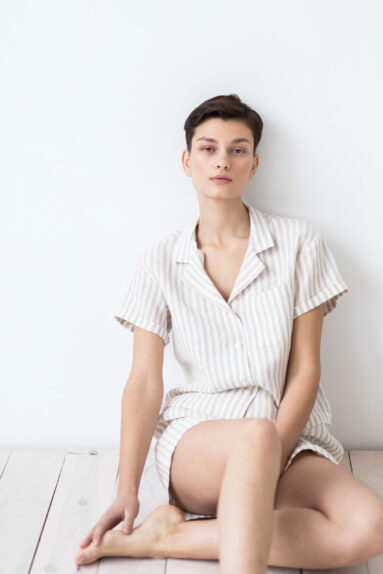 Short sleeves linen Kent collar blouse | Blouse | Sustainable clothing | ManInTheStudio
