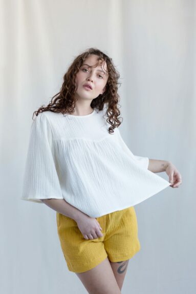 Double gauze cotton bell sleeve blouse | Tops | Sustainable clothing | ManInTheStudio
