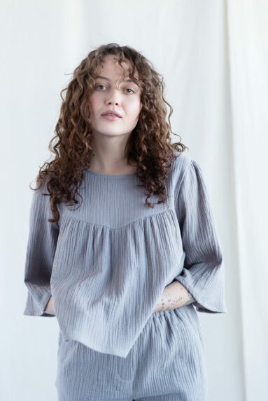 Double gauze cotton loose fit blouse | Tops | Sustainable clothing | ManInTheStudio