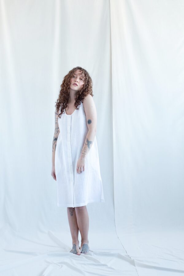 Sleeveless linen summer dress | Dress | Sustainable clothing | ManInTheStudio