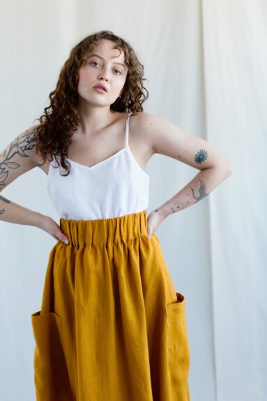 Linen patch pocket skirt | Skirts | Sustainable clothing | ManInTheStudio