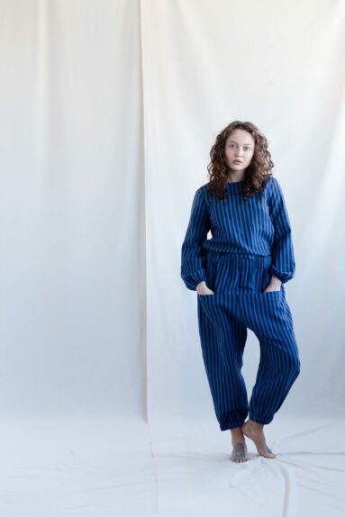Linen pull-on baggy pants in stripes | Trousers | Sustainable clothing | ManInTheStudio