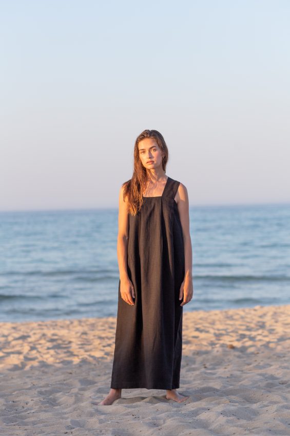 Black linen origami dress | Dress | Sustainable clothing | ManInTheStudio