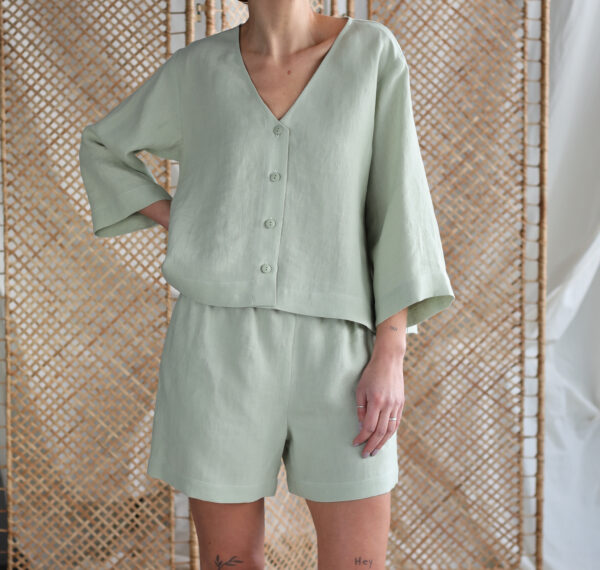 Loose linen top and relaxed fit shorts casual summer set | Dress | Sustainable clothing | ManInTheStudio