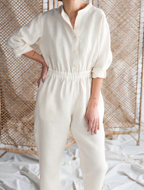 Ivory linen long sleeve boilersuit | Jumpsuit | Sustainable clothing | ManInTheStudio