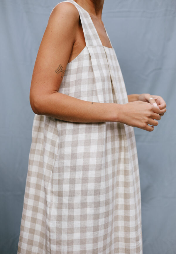 Origami checks linen dress - Image 4