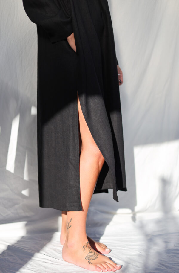 Black linen kaftan dress - Image 3